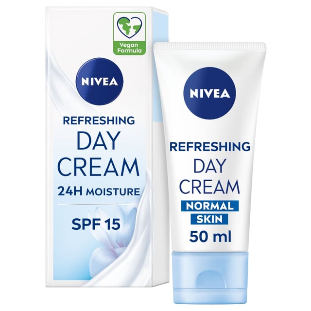 NIVEA Dagkräm Refreshing Day Cream SPF15 50 ml