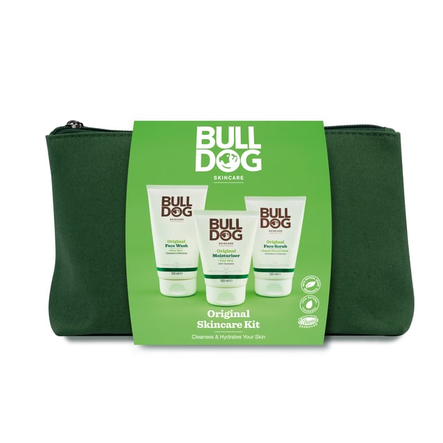 Bulldog Original Skincare Kit Washbag 100+150+125 ml | Hudvård - Hudvård för män - Ansiktsvård för män - Ansiktsrengöring,Hudvård - Hudvård för män - Ansiktsvård för män - Ansiktskräm,Hudvård - Ansiktsvård - Ansiktspeeling & ansiktsskrubb | Apoteka