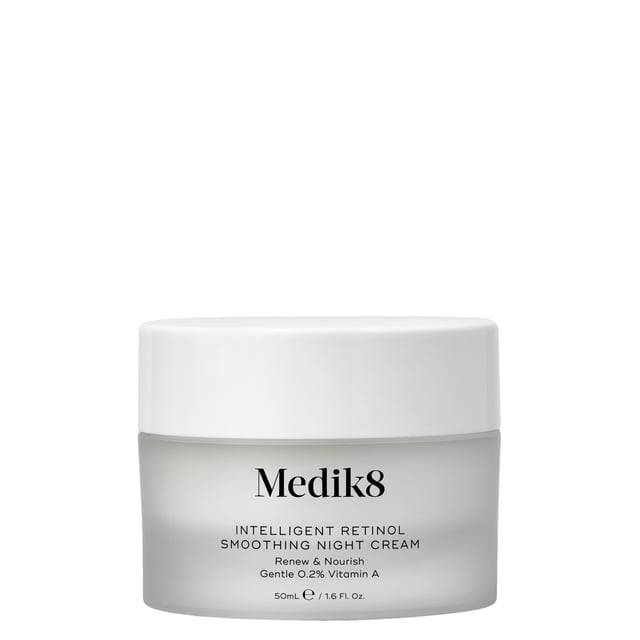 Medik8 Intelligent Retinol Smoothing Night Cream 50ml | Hudvård - Ansiktsvård - Ansiktskräm - Retinolkräm,Hudvård - Ansiktsvård - Ansiktskräm - Nattkräm | Apoteka