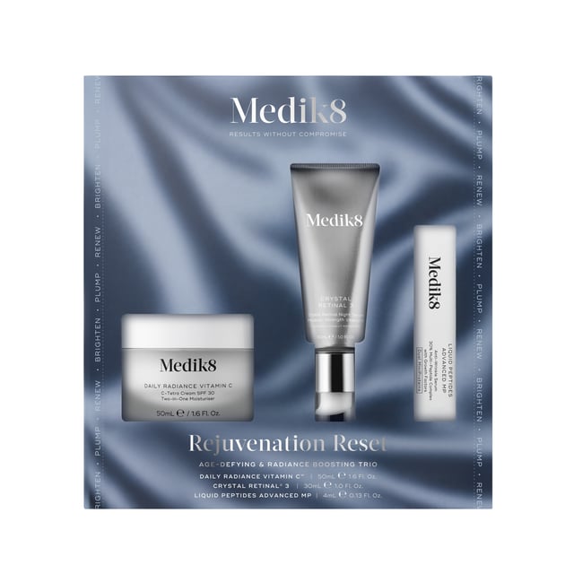 Medik8 Rejuvenation Reset Kit 84 ml | Hudvård - Ansiktsvård - Ansiktskräm - Dagkräm med SPF,Hudvård - Ansiktsvård - Anti-age - Anti-age-serum,Hudvård - Ansiktsvård - Ansiktskräm - Nattkräm,Hudvård - Ansiktsvård - Serum | Apoteka