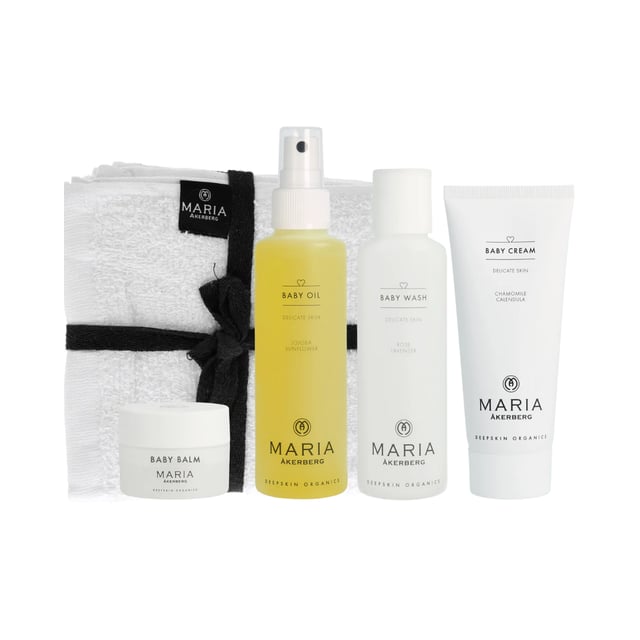 Maria Åkerberg Baby Gift Set & Tvättlappar 1 set | Baby, barn & förälder - Hudvård för barn - Hudbesvär hos barn - Torr & irriterad hud hos barn,Baby, barn & förälder - Hudvård för barn - Babyolja,Baby, barn & förälder - Hårvård för barn - Schampo & balsam för barn,Baby, barn & förälder - Hudvård för barn - Duschtvål & duschkräm för barn | Apoteka