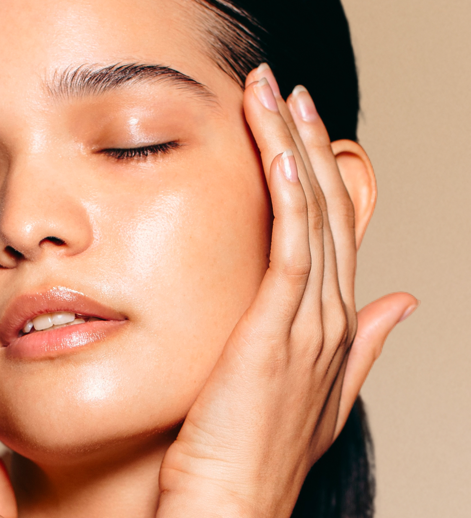 Hudterapeuten: Så får du till glass skin-effekten! | Apohem